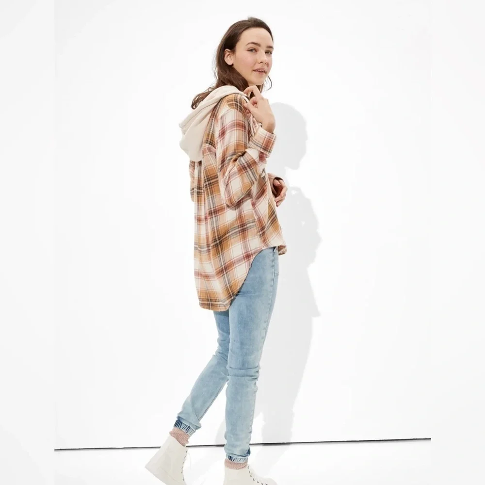 American Eagle Outfitters Plaid Flannel Hooded Shirt, OVERSIZED, size small - Picture 12 of 12